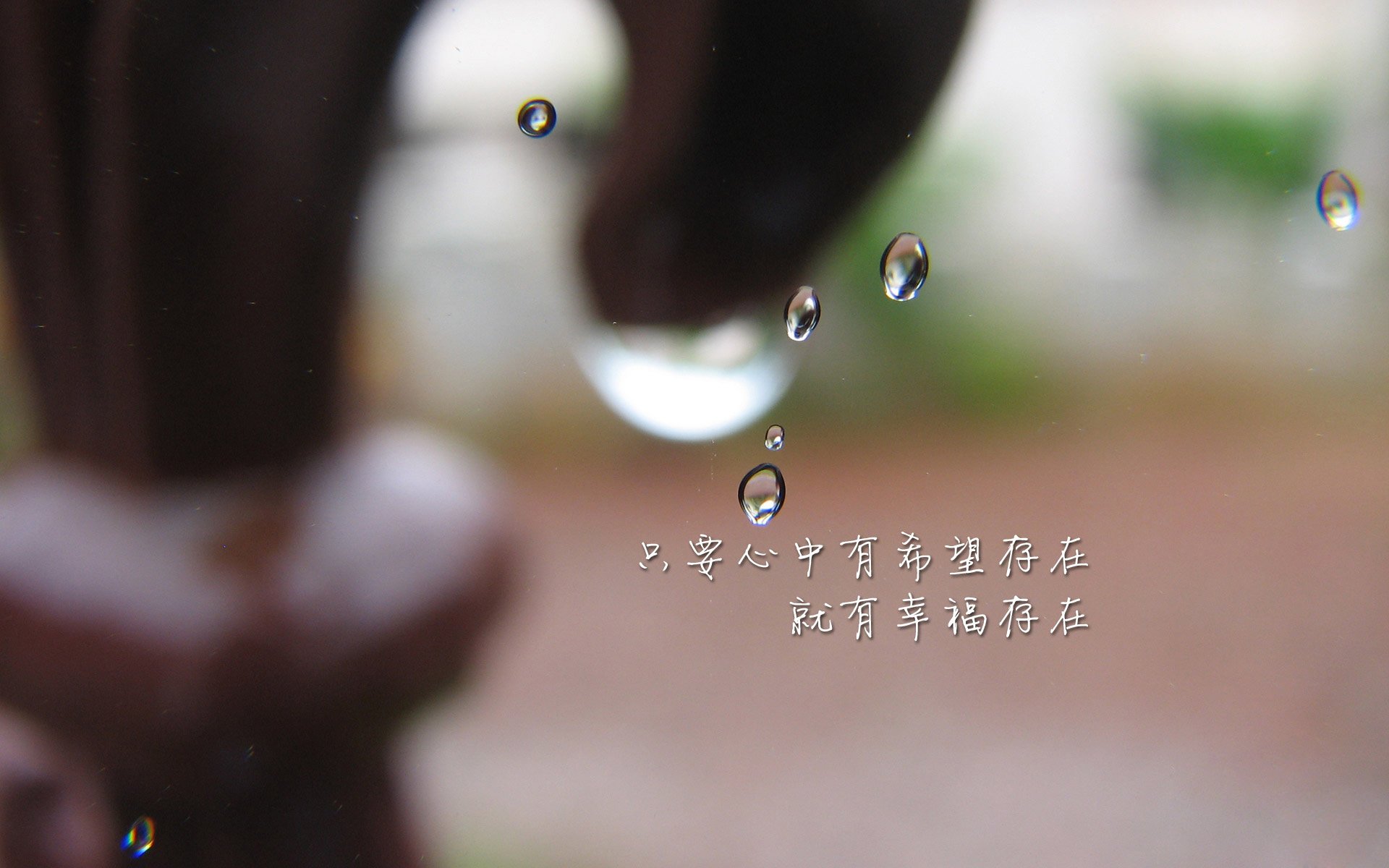 西甲裁判语义分析在判罚一致性中的应用效果，西甲裁判服装